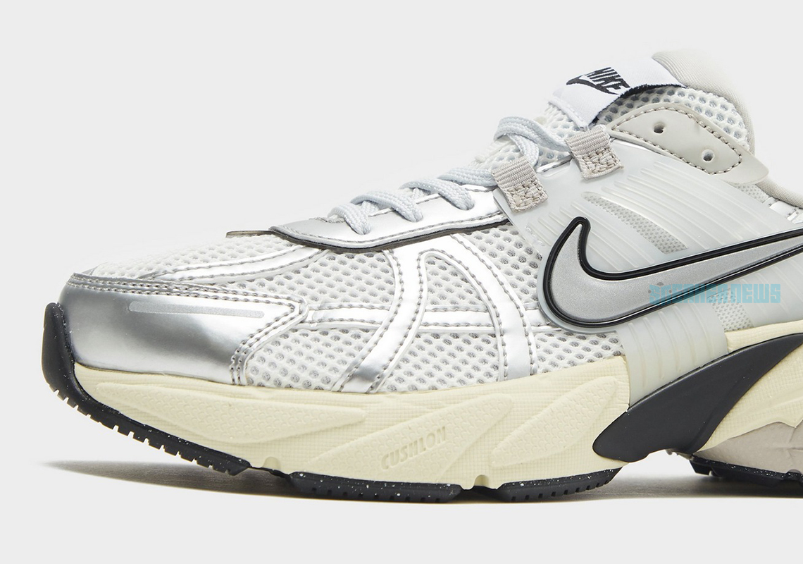 Nike giới thiệu giày thể thao mới Runtekk với phong cách thập niên 2000. - 4