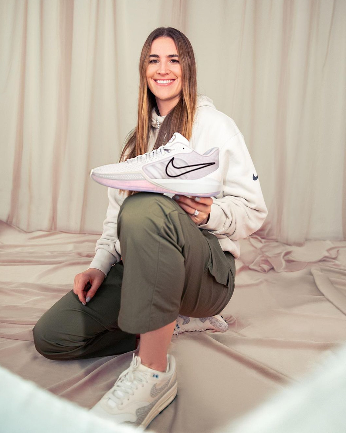 Nike giới thiệu Sabrina 1, bộ sưu tập giày đầu tay của cầu thủ bóng rổ nữ Sabrina Ionescu cho cả nam và nữ - 2