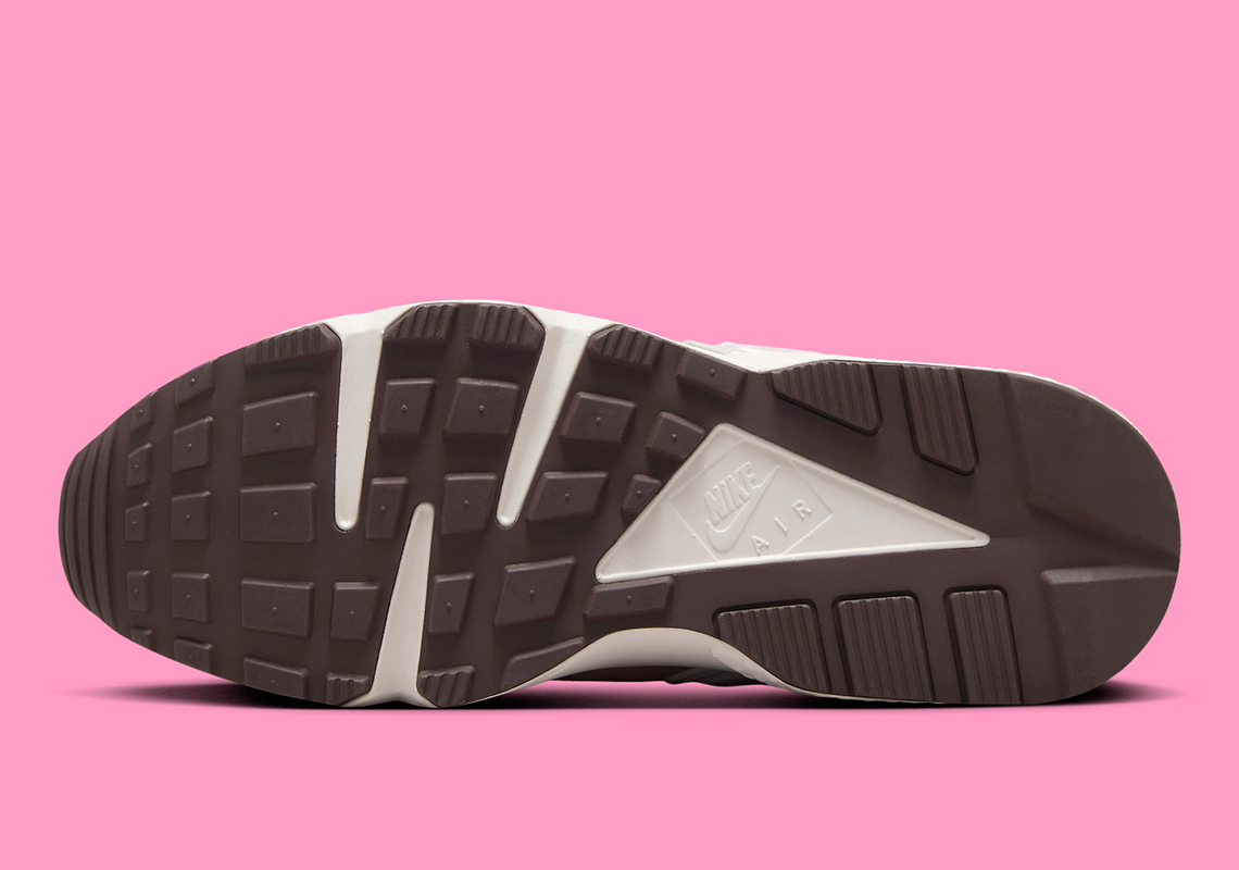 Nike Huarache Runner Light Orewood Brown: Sự kết hợp táo bạo và tinh tế trong bộ sưu tập mới! - 12