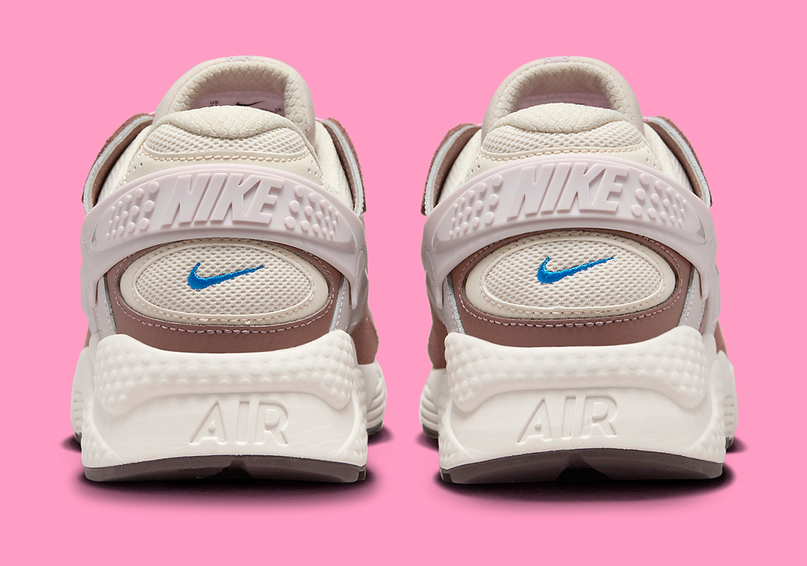 Nike Huarache Runner Light Orewood Brown: Sự kết hợp táo bạo và tinh tế trong bộ sưu tập mới! - 4