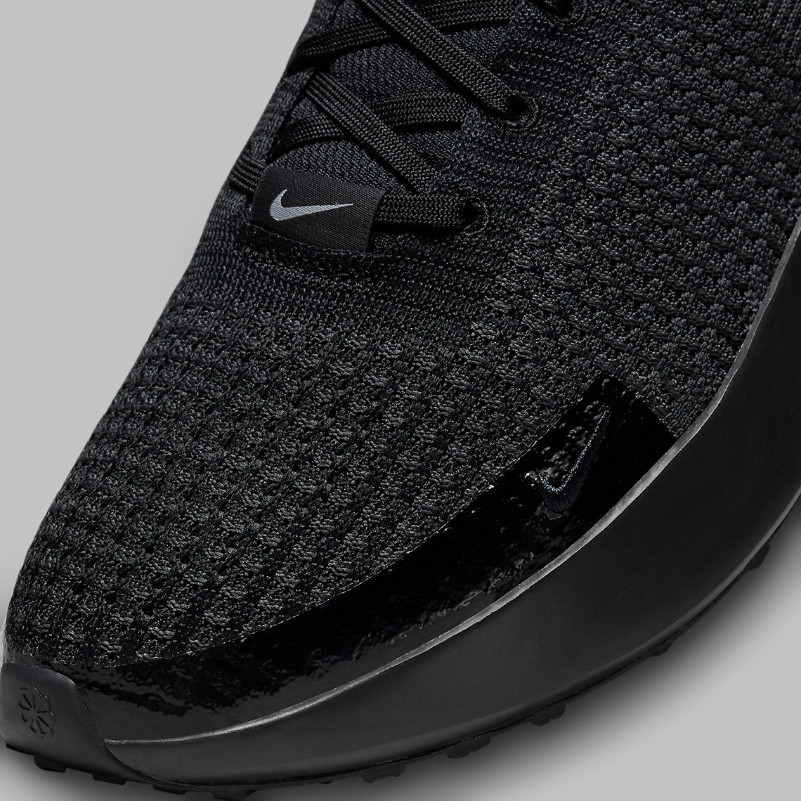 Nike Interact Run 'Triple Black': Đôi Giày Chạy Cực Kỳ Bền Vững - 7