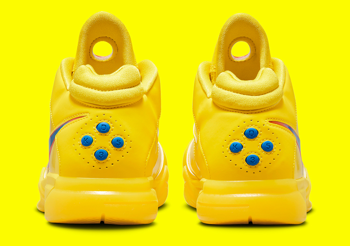 Nike KD 3 'Christmas' Trở Lại: Phiên Bản Giày Độc Đáo Cho Mùa Lễ Hội - 11