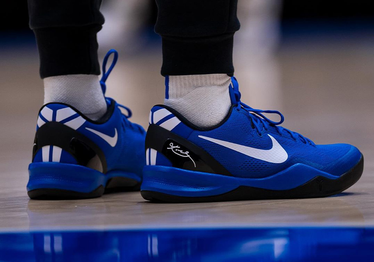 Nike Kobe 8 Protro Duke: Biến Tấu Sáng Tạo Cho Đội Bóng Đại Học Duke - 1