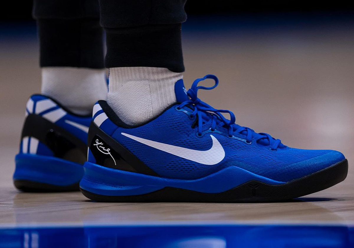 Nike Kobe 8 Protro Duke: Biến Tấu Sáng Tạo Cho Đội Bóng Đại Học Duke - 10