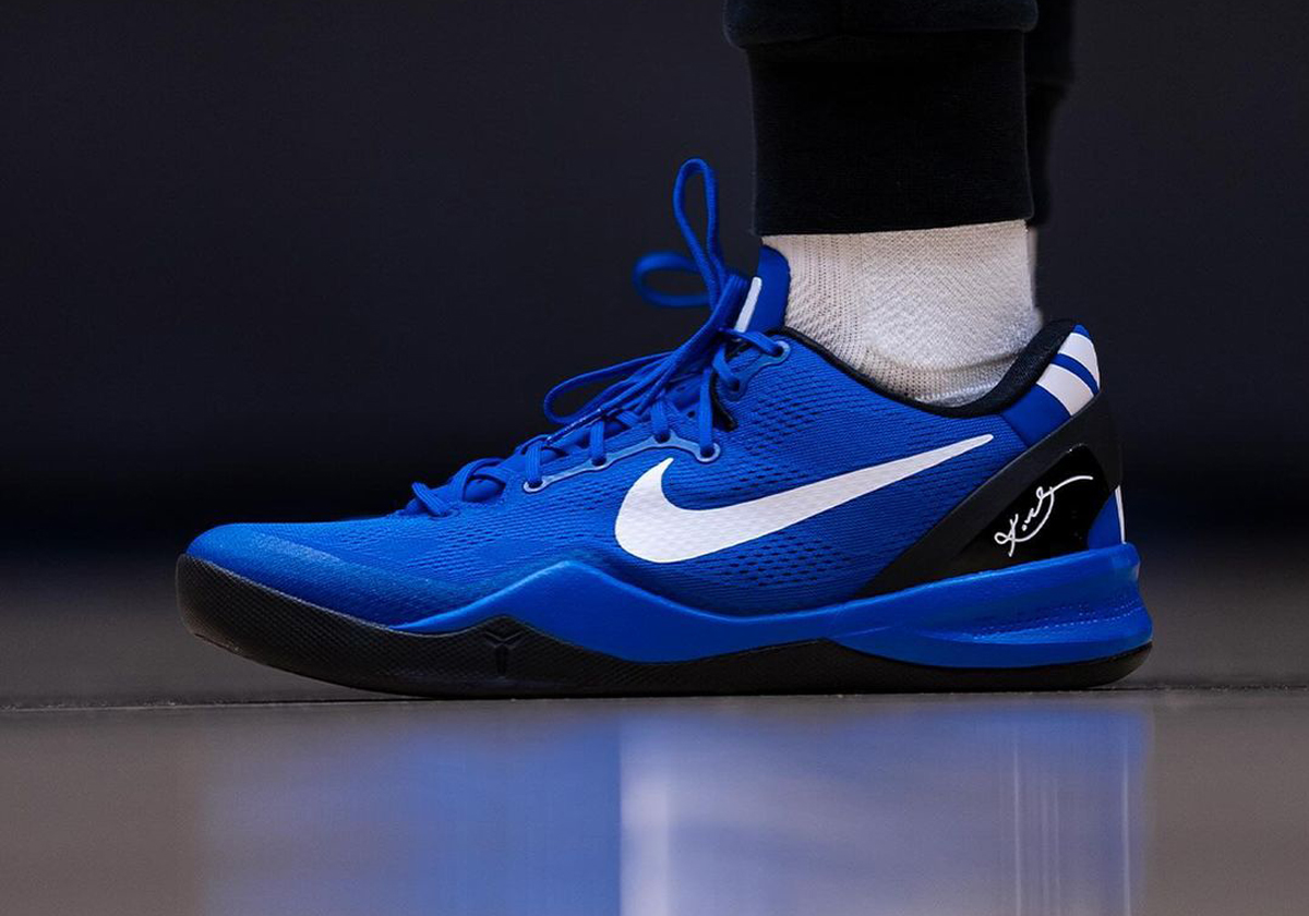 Nike Kobe 8 Protro Duke: Biến Tấu Sáng Tạo Cho Đội Bóng Đại Học Duke - 3
