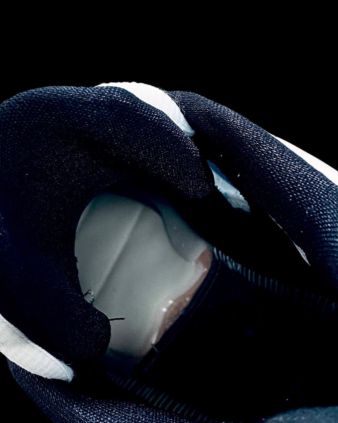 Nike Kyrie 8 vinh danh kỷ niệm 50 năm của thương hiệu - 5