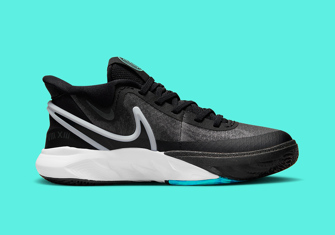 Nike Kyrie 8 với màu Black/Light Menta sôi động - 10