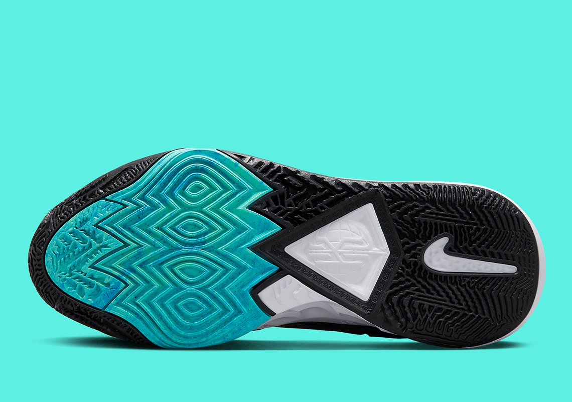 Nike Kyrie 8 với màu Black/Light Menta sôi động - 6