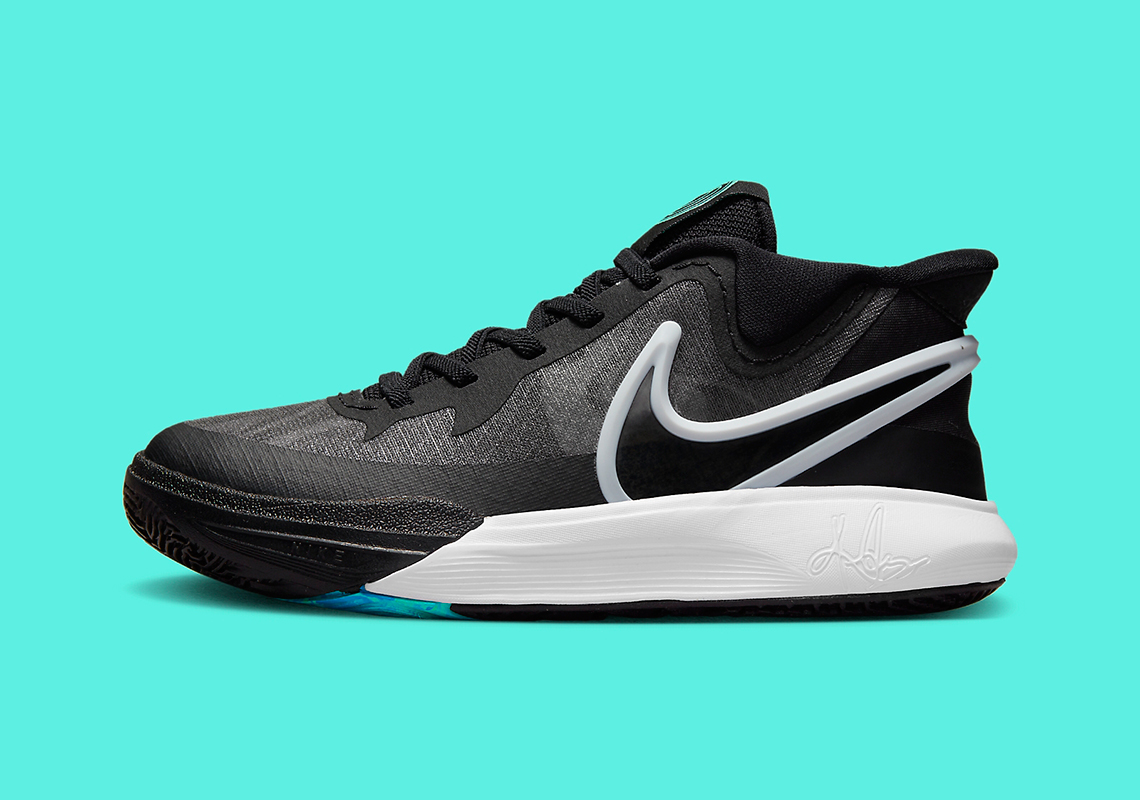 Nike Kyrie 8 với màu Black/Light Menta sôi động - 9