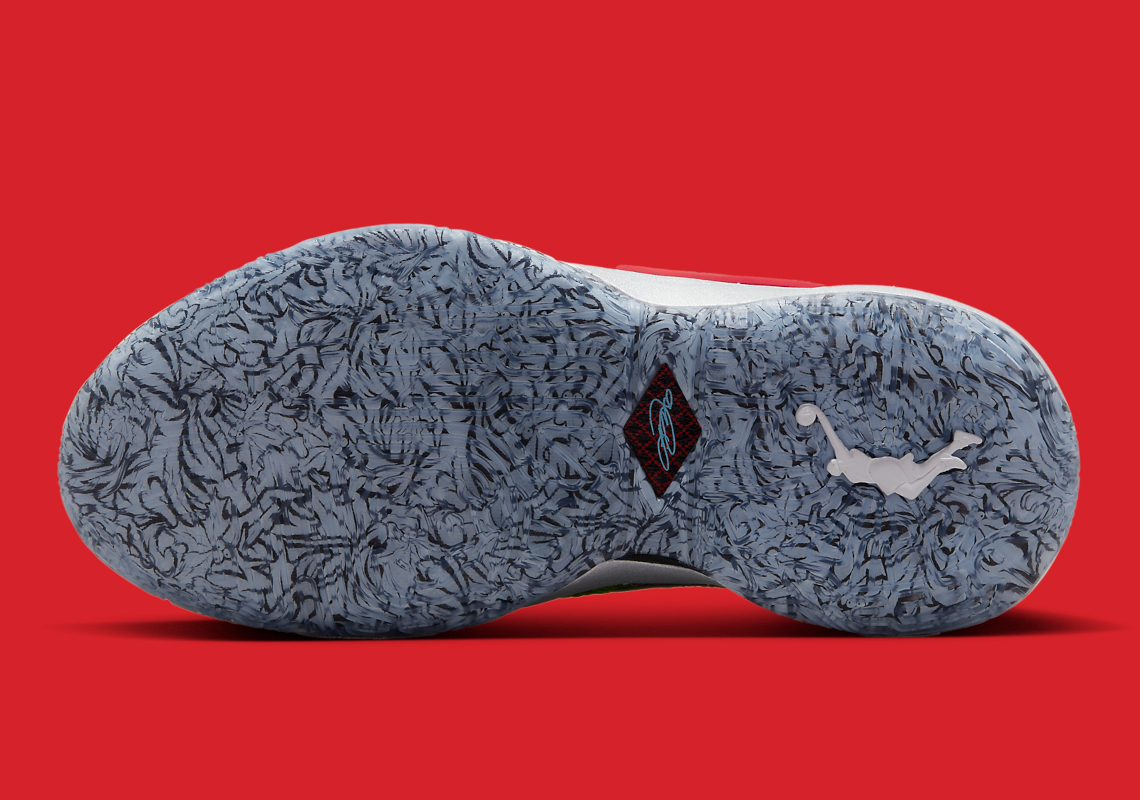 Nike LeBron 20 đã sẵn sàng cho Giáng sinh - 6