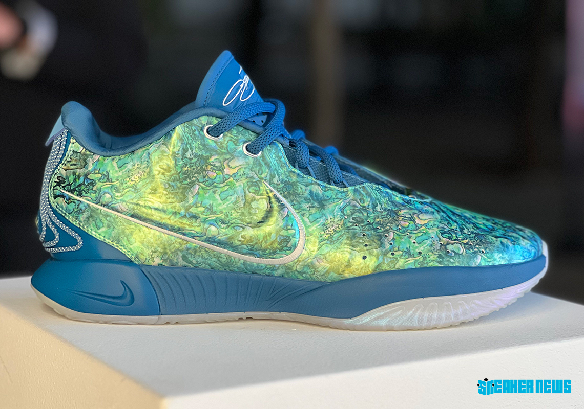 Nike LeBron 21 Abalone: Bản Màu Biển Của Dòng Giày Thể Thao Hứa Hẹn - 1