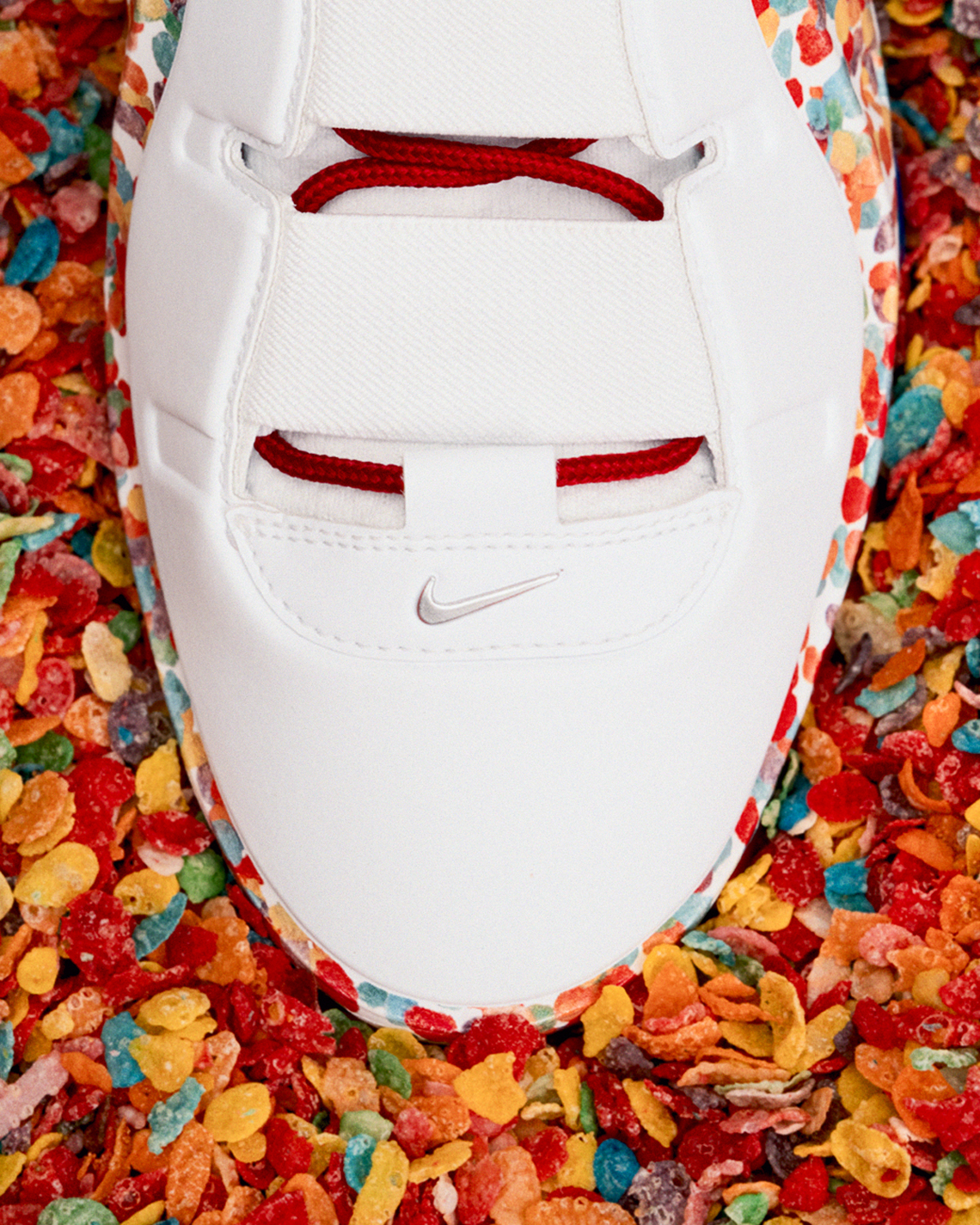 Nike LeBron 4 'Fruity Pebbles': Phiên Bản Đặc Biệt Cho Mùa Xuân 2024! - 8