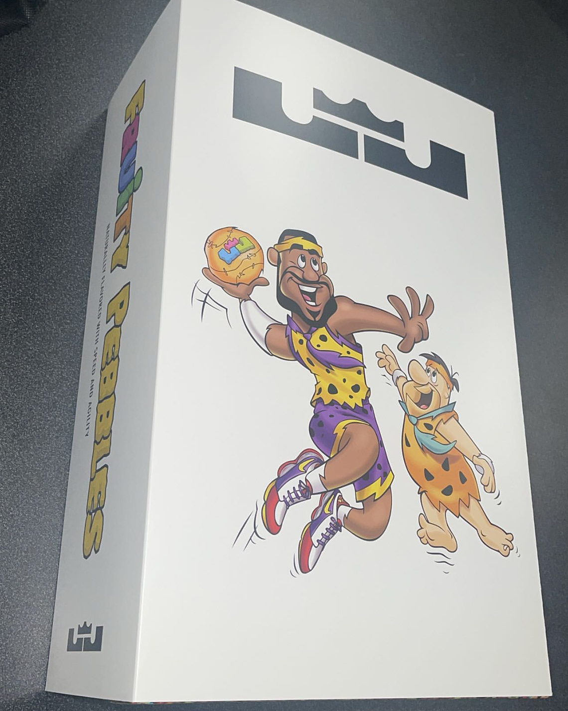 Nike LeBron 4 'Fruity Pebbles': Phiên Bản Đặc Biệt Cho Mùa Xuân 2024! - 9