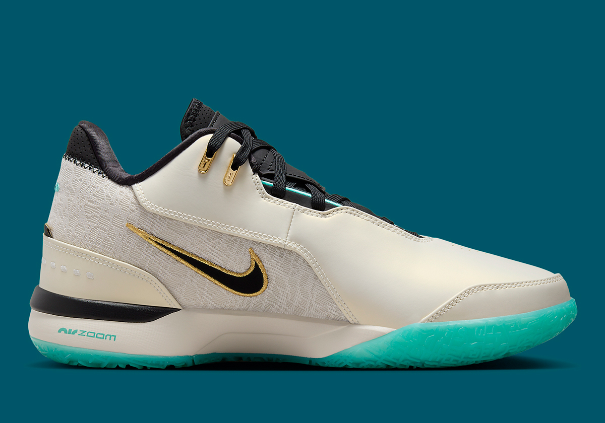 Nike LeBron NXXT Gen 'Liverpool': Sự kết hợp đặc biệt giữa giày và doanh nghiệp - 4