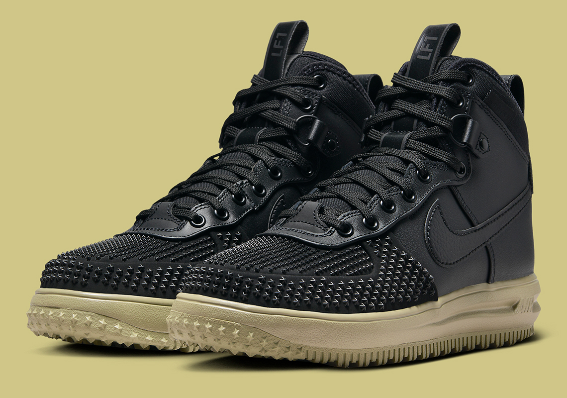 Nike Lunar Force 1 Duckboot: Phiên bản 2023 sắp ra mắt với gam màu đen lịch lãm! - 1