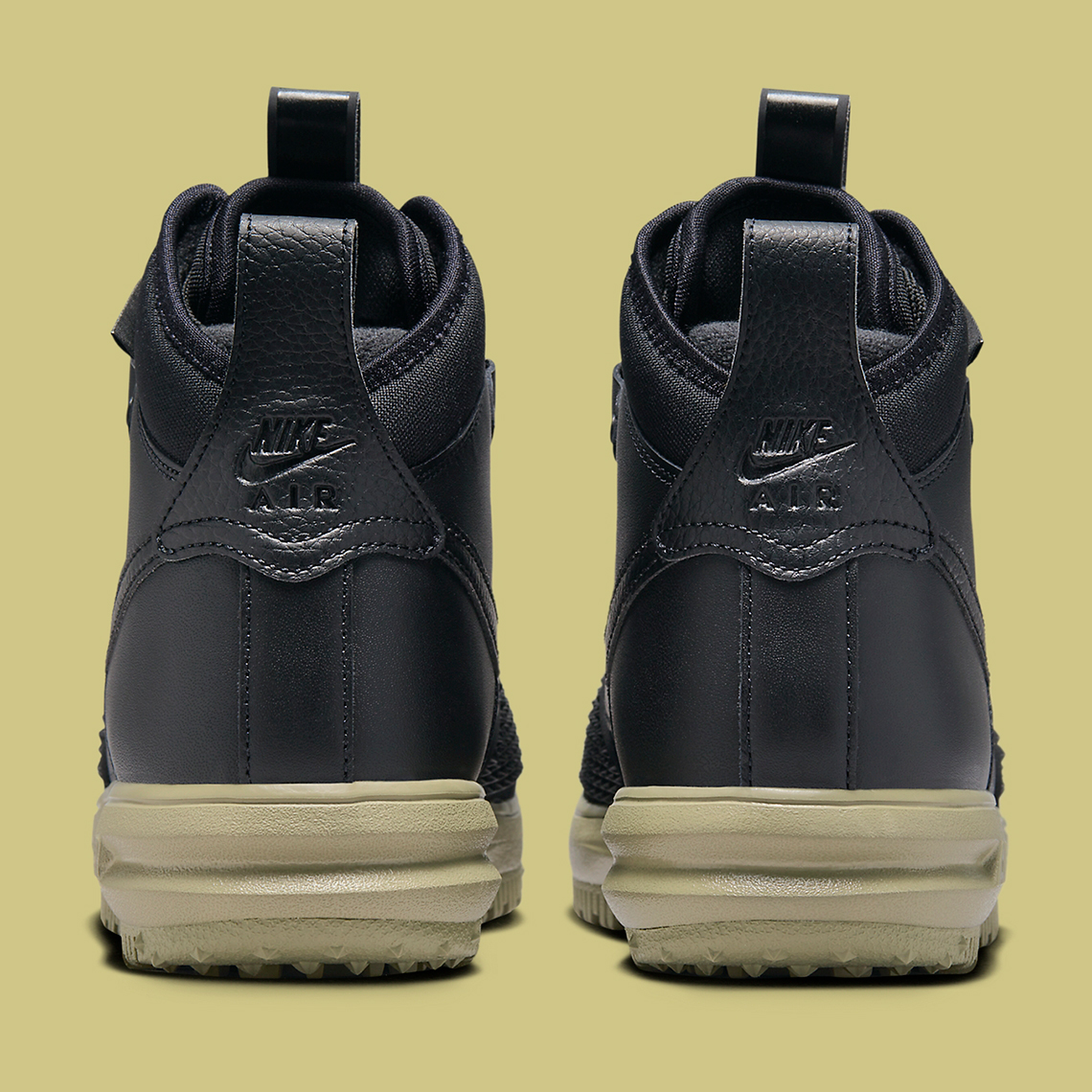 Nike Lunar Force 1 Duckboot: Phiên bản 2023 sắp ra mắt với gam màu đen lịch lãm! - 5