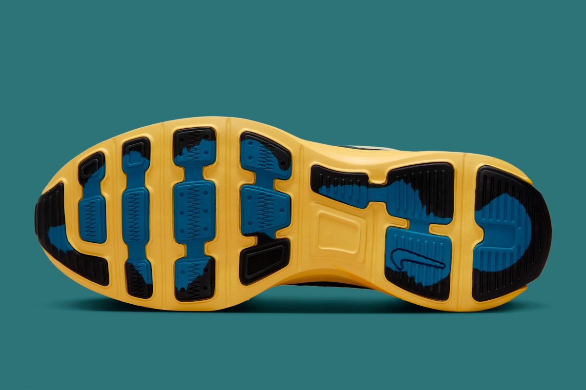 Nike Lunar Roam: Kết Hợp Độ Êm Ái và Thiết Kế Hiện Đại - 14