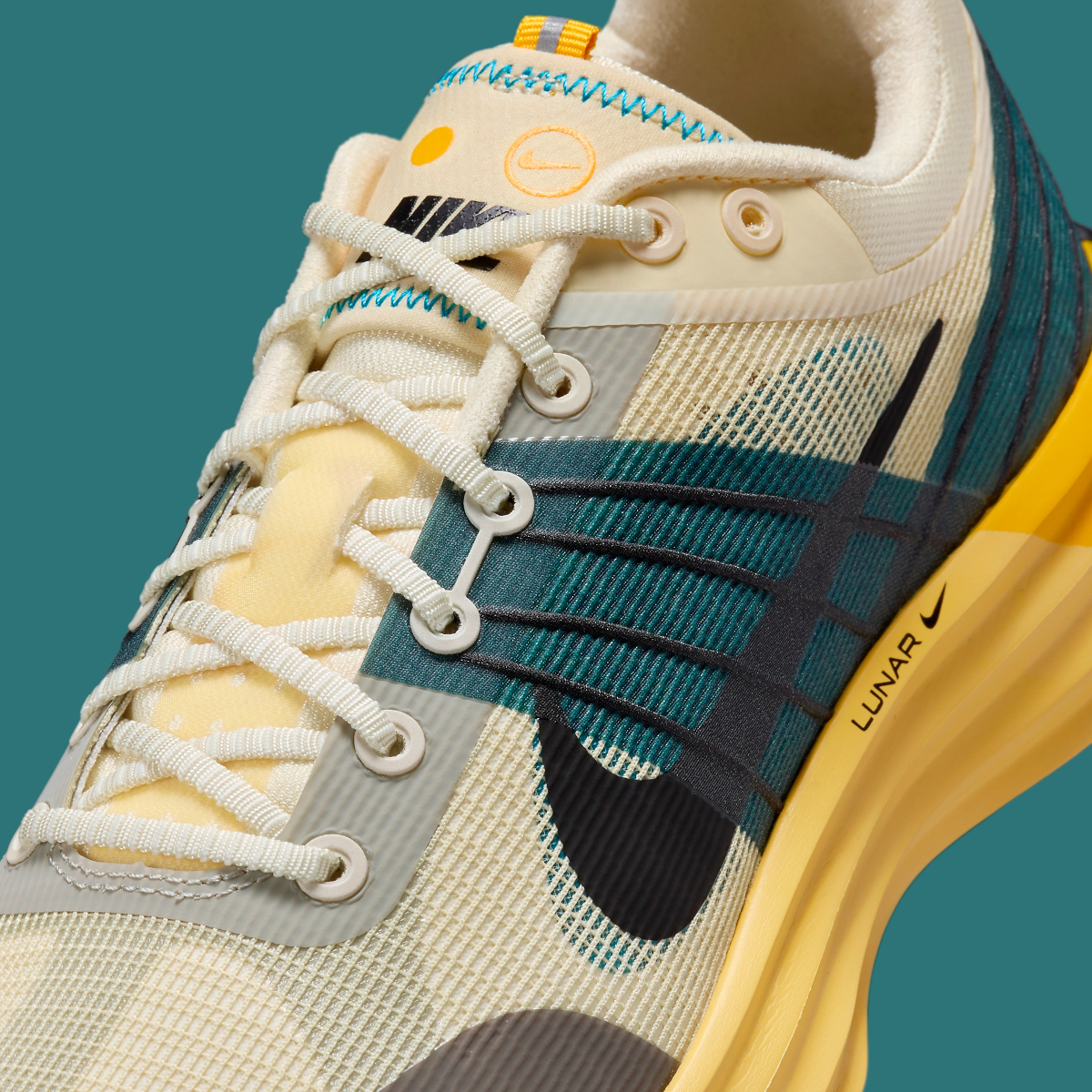 Nike Lunar Roam: Kết Hợp Độ Êm Ái và Thiết Kế Hiện Đại - 15