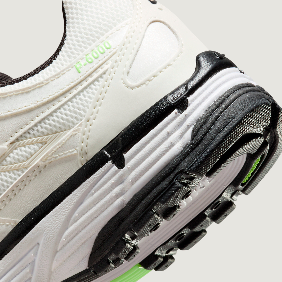 Nike P-6000 'Sail/Black': Sự Kết Hợp Độc Đáo của Phong Cách Chạy và Thời Trang - 19