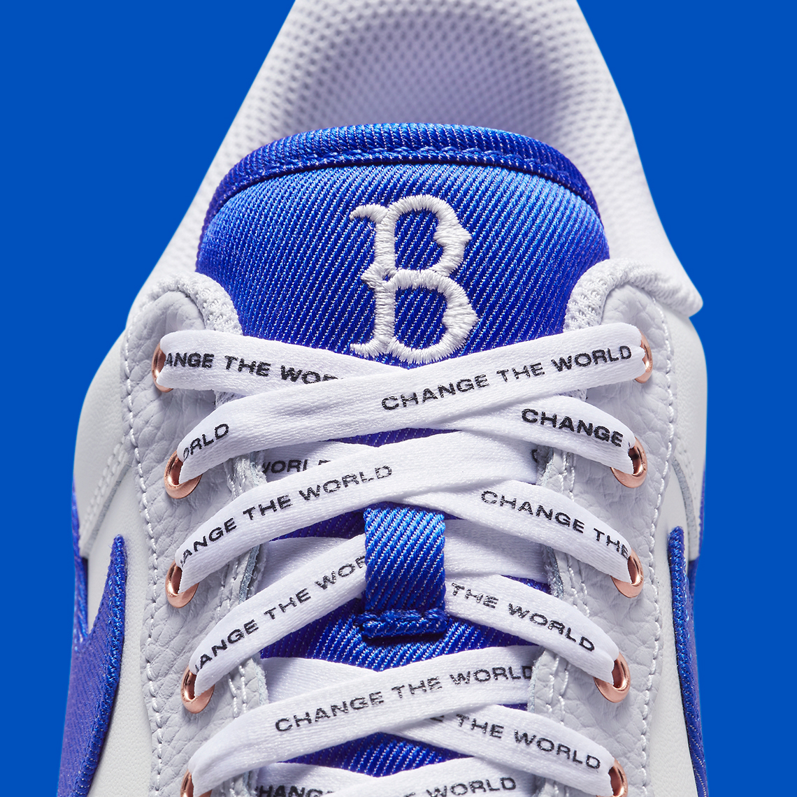 Nike phát hành phiên bản giày Air Force 1 Low tôn vinh Jackie Robinson - 8