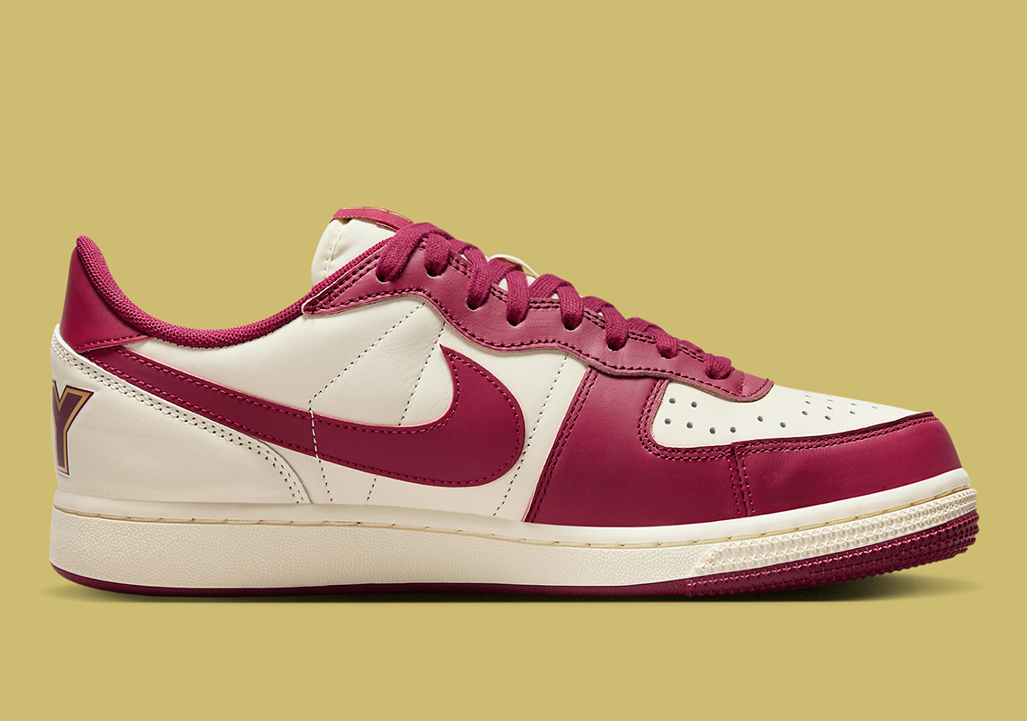 Nike quay trở lại loạt NY vs. NY với giày Terminator Low - 4