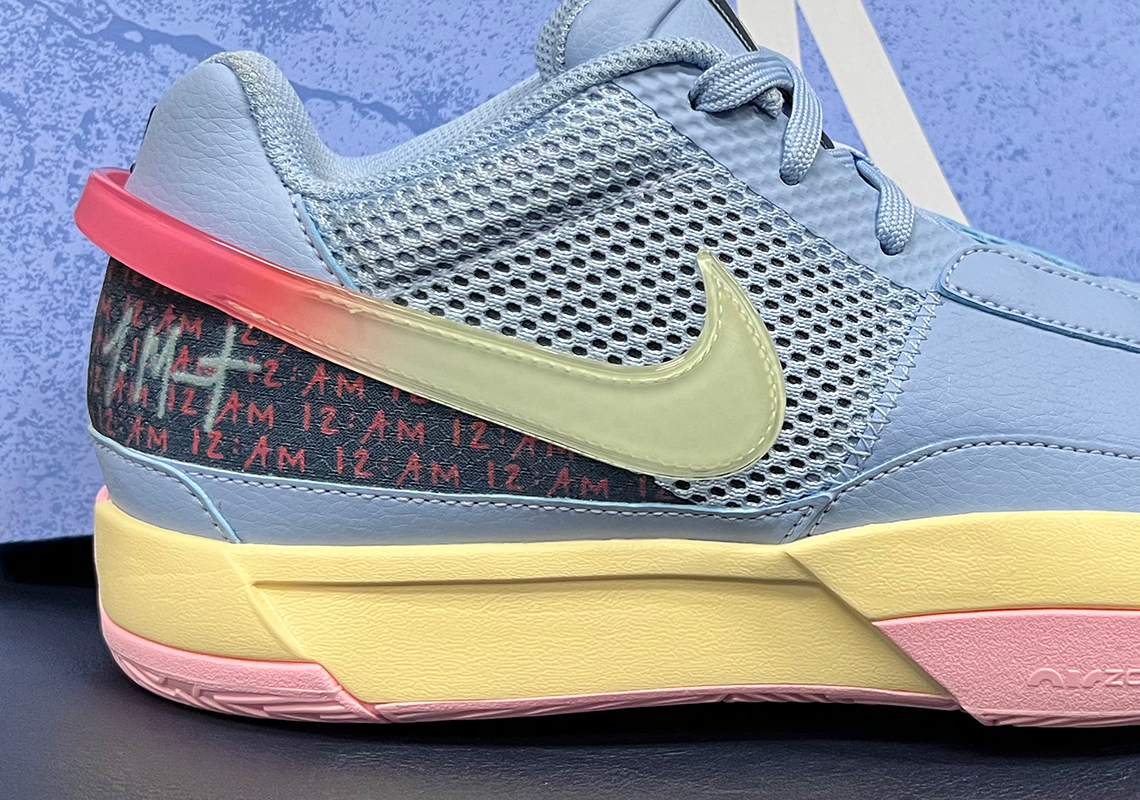 Nike ra mắt đôi giày chính thức đầu tiên của Ja Morant, ngôi sao thế hệ Gen-Z - 3