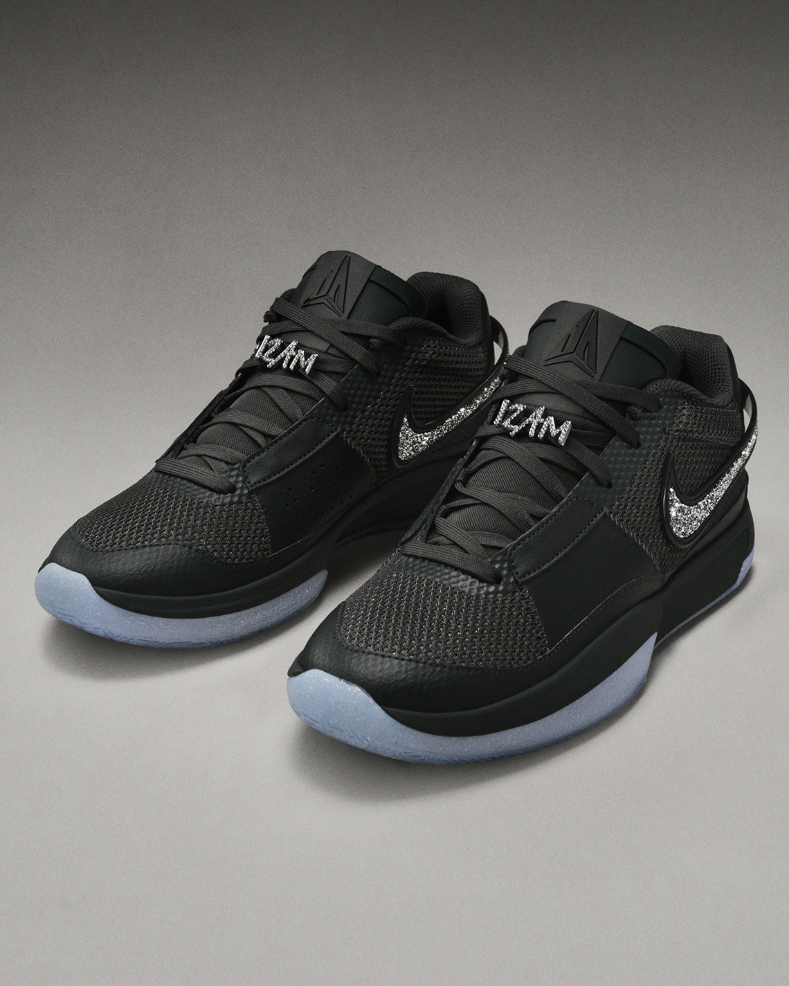 Nike ra mắt giày sneaker thể thao Ja Morant JA 1 Midnight và Scratch tại Mount 12 ở Salt Lake City - 3