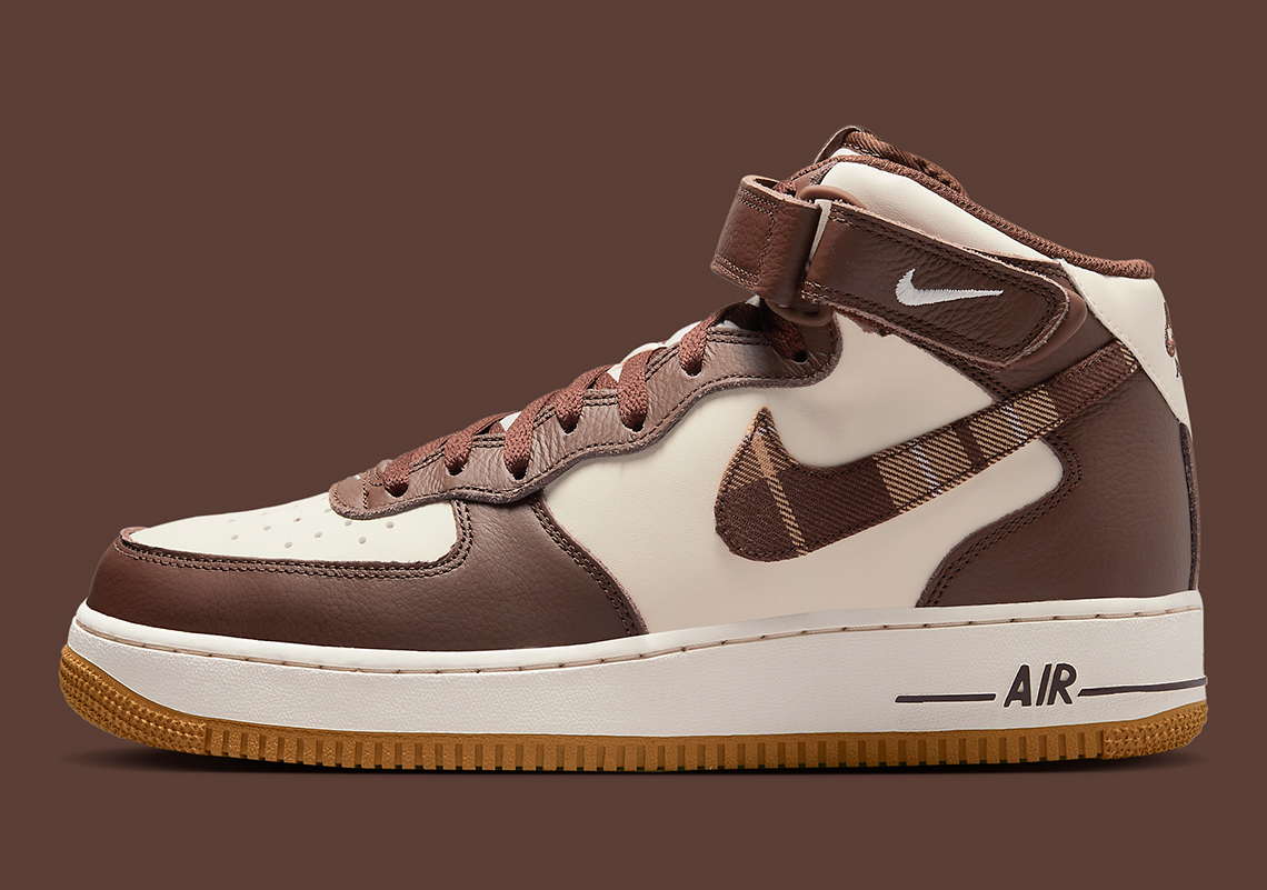 Nike ra mắt mẫu Air Force 1 Mid với màu nâu kẻ sọc - 3
