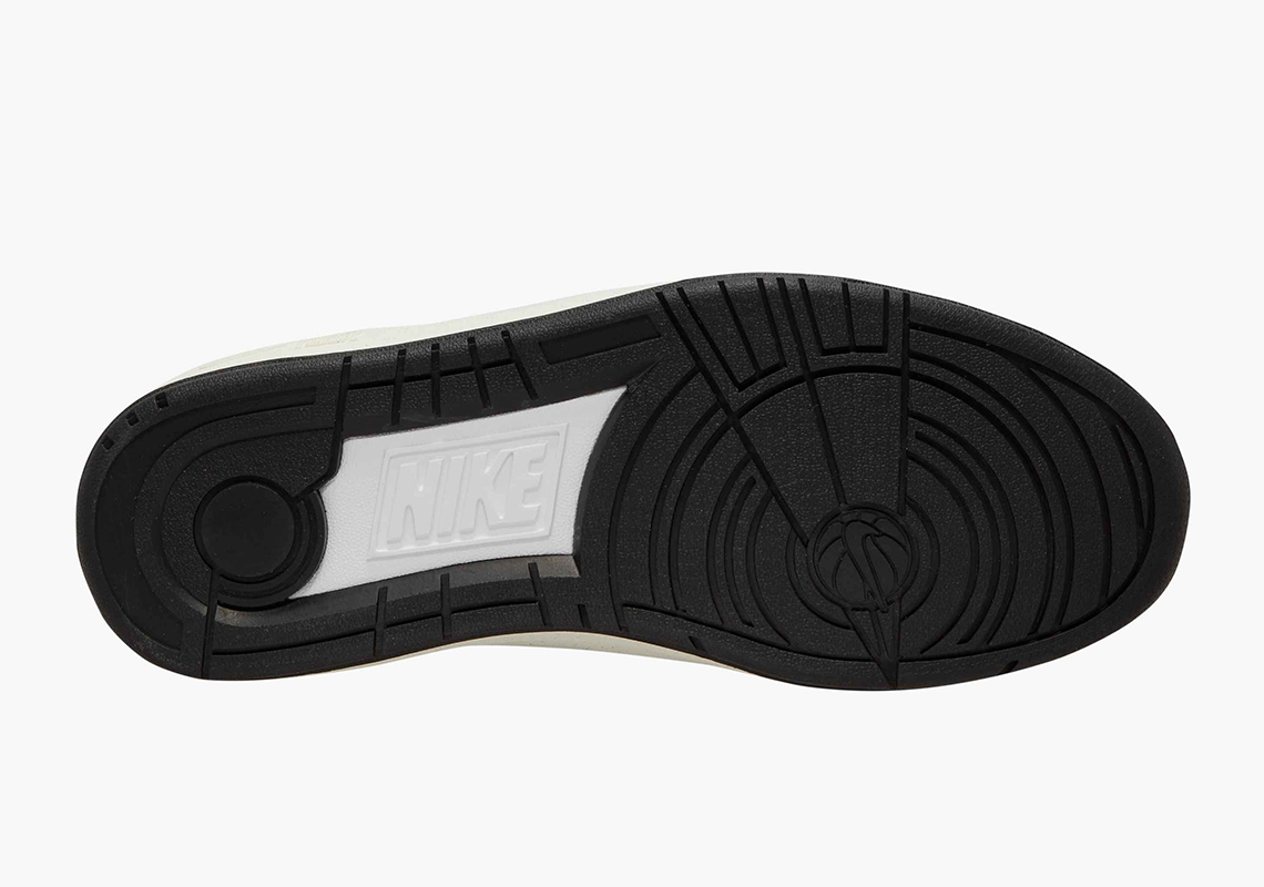 Nike ra mắt phiên bản mới Air Force III vào mùa lễ hội 2023 - 11