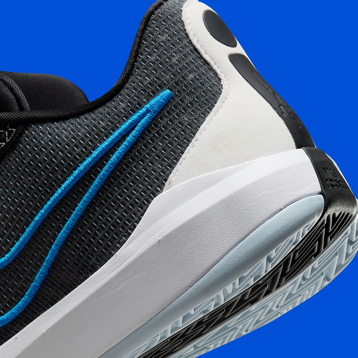 Nike Sabrina 1 'Black/Royal': Phiên Bản Mới Tinh Tế Cho Dòng Sneaker Của Sabrina Ionescu - 8