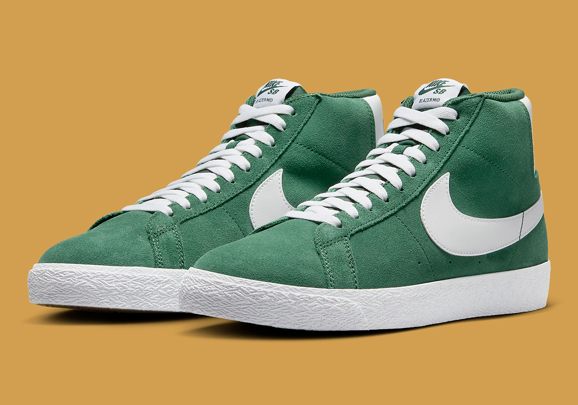 Nike SB Blazer Mid Da Lôi Xanh: Phối Màu Hoàn Hảo Cho Người Mê Skateboard! - 1