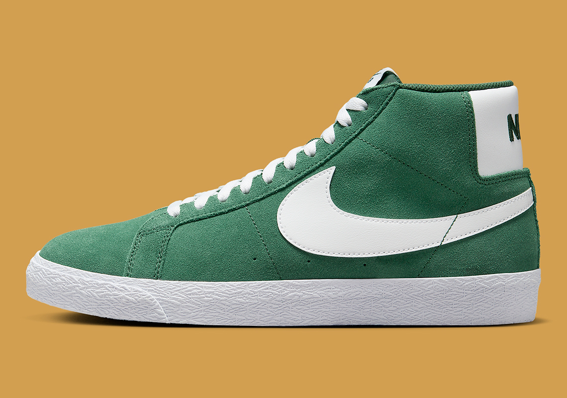 Nike SB Blazer Mid Da Lôi Xanh: Phối Màu Hoàn Hảo Cho Người Mê Skateboard! - 2