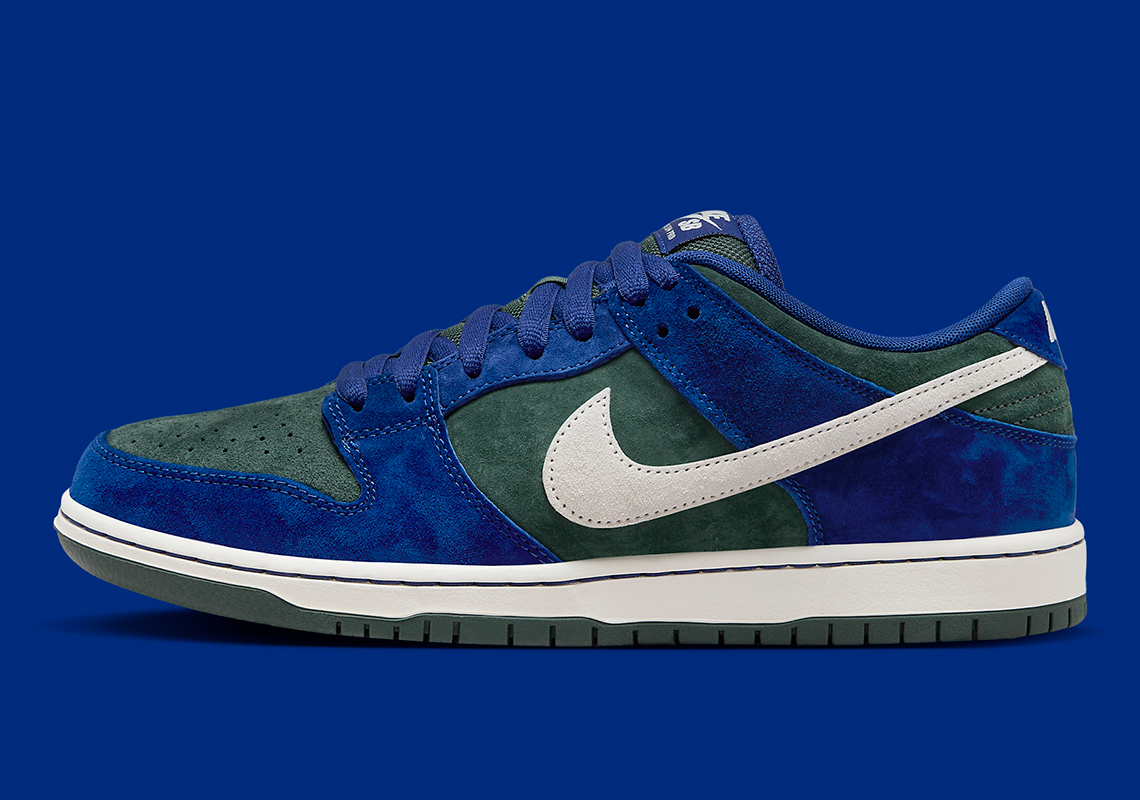 Nike SB Dunk Deep Royal Blue - 2