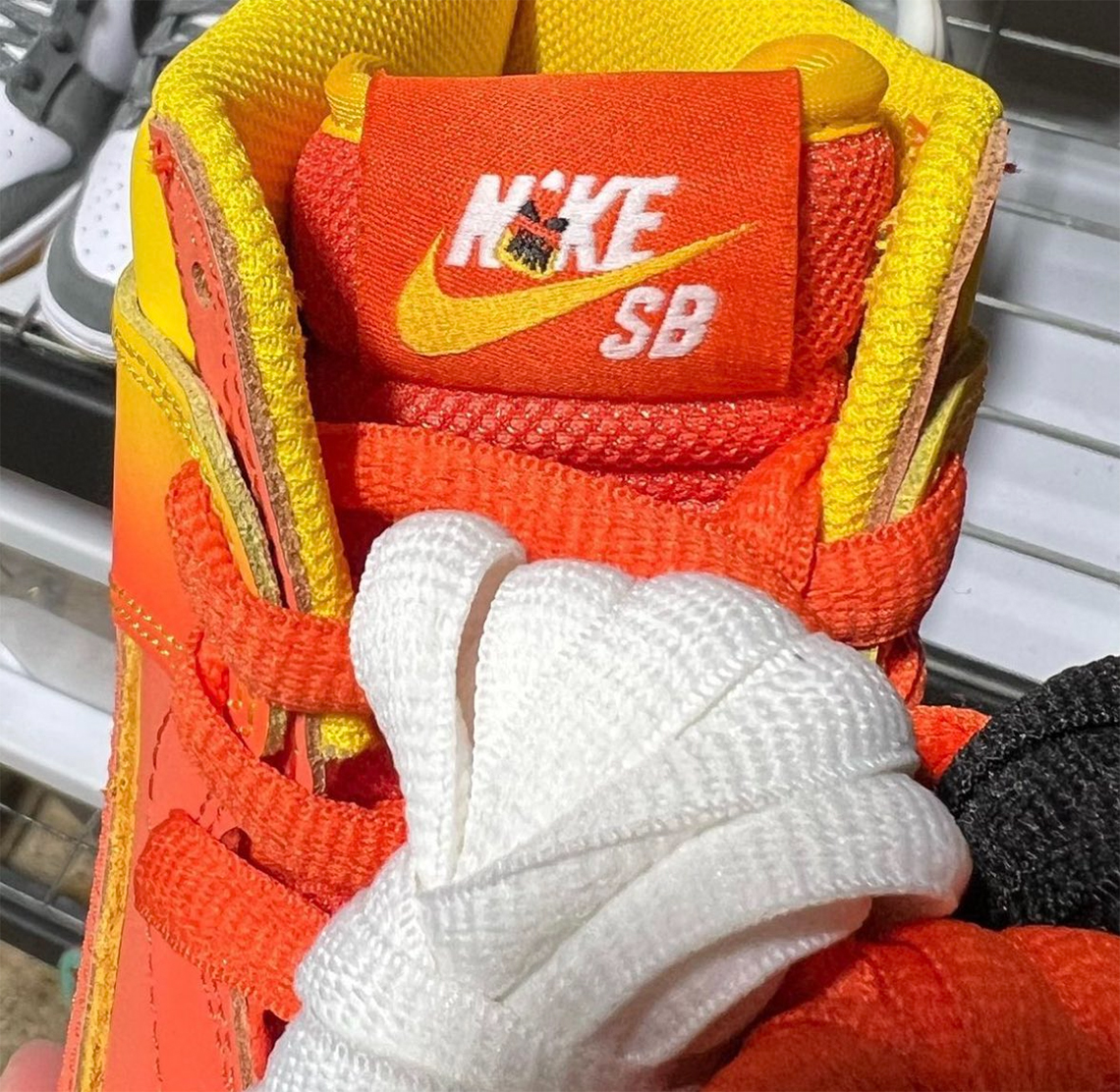 Nike SB Dunk High 'Sweet Tooth' - Màu sắc lấy cảm hứng từ kẹo candy corn! - 14