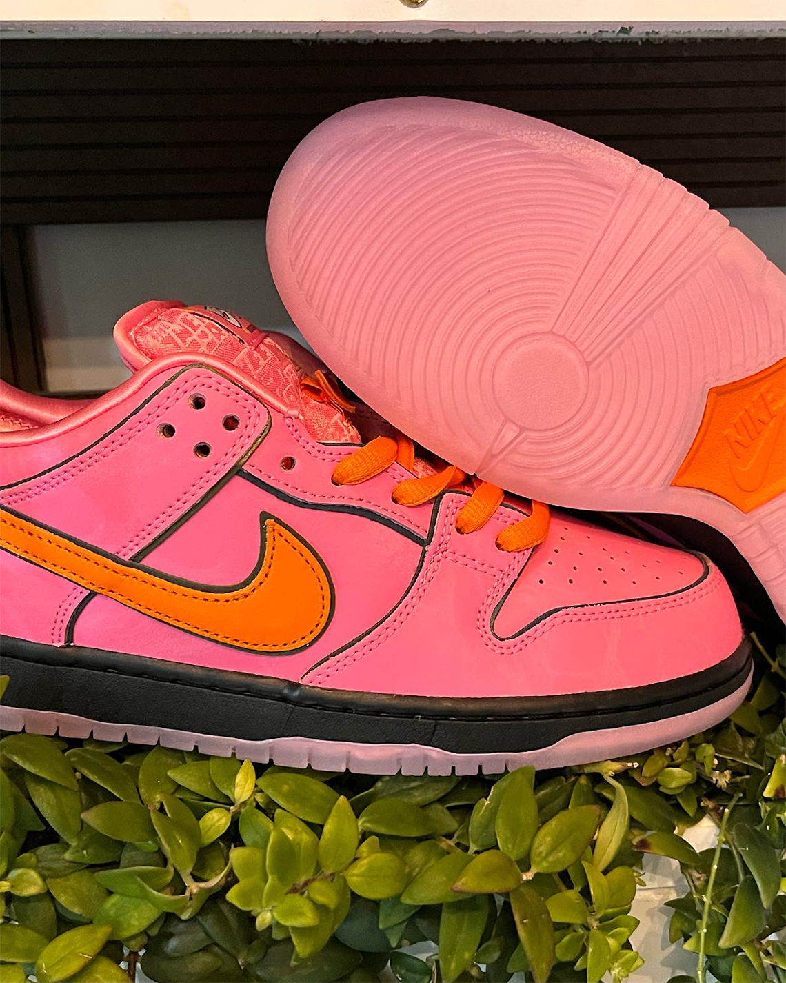 Nike SB Dunk Low Blossom - Sự kết hợp độc đáo với The Powerpuff Girls - 3