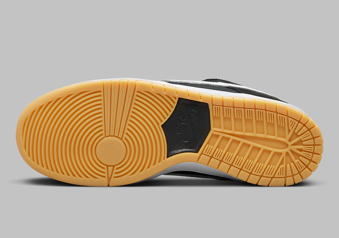 Nike SB Dunk Low trở lại mẫu cơ bản với màu đen/đế cao su - 4