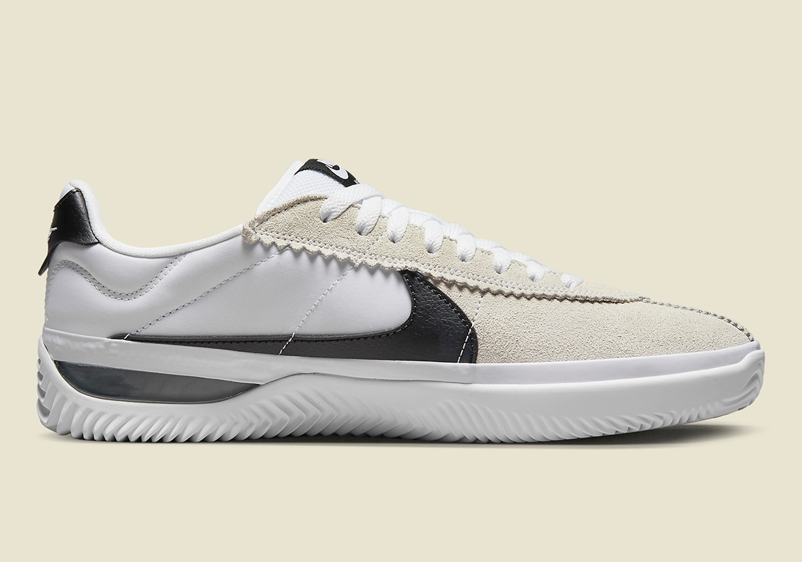 Nike SB's Ode to Blue Ribbon Sports xuất hiện trong Sail/Black - 3