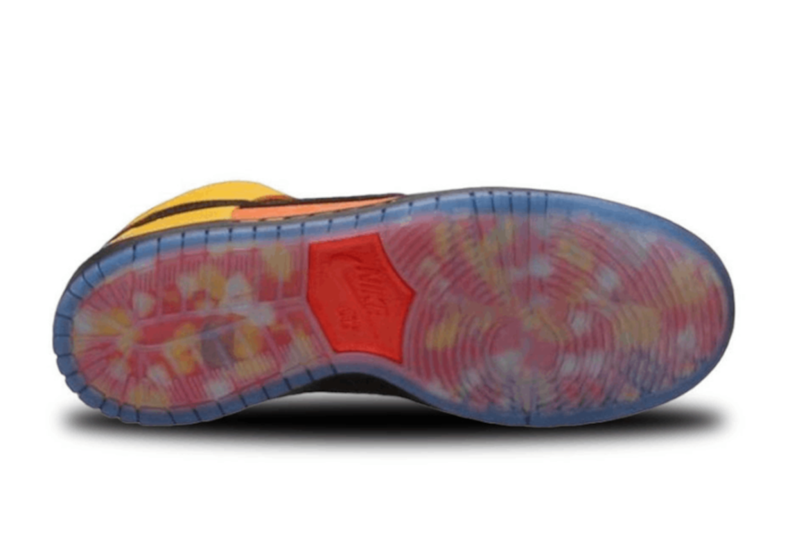 Nike SB thêm đồ họa Candy Corn vào Dunk High Halloween 2023 - 3