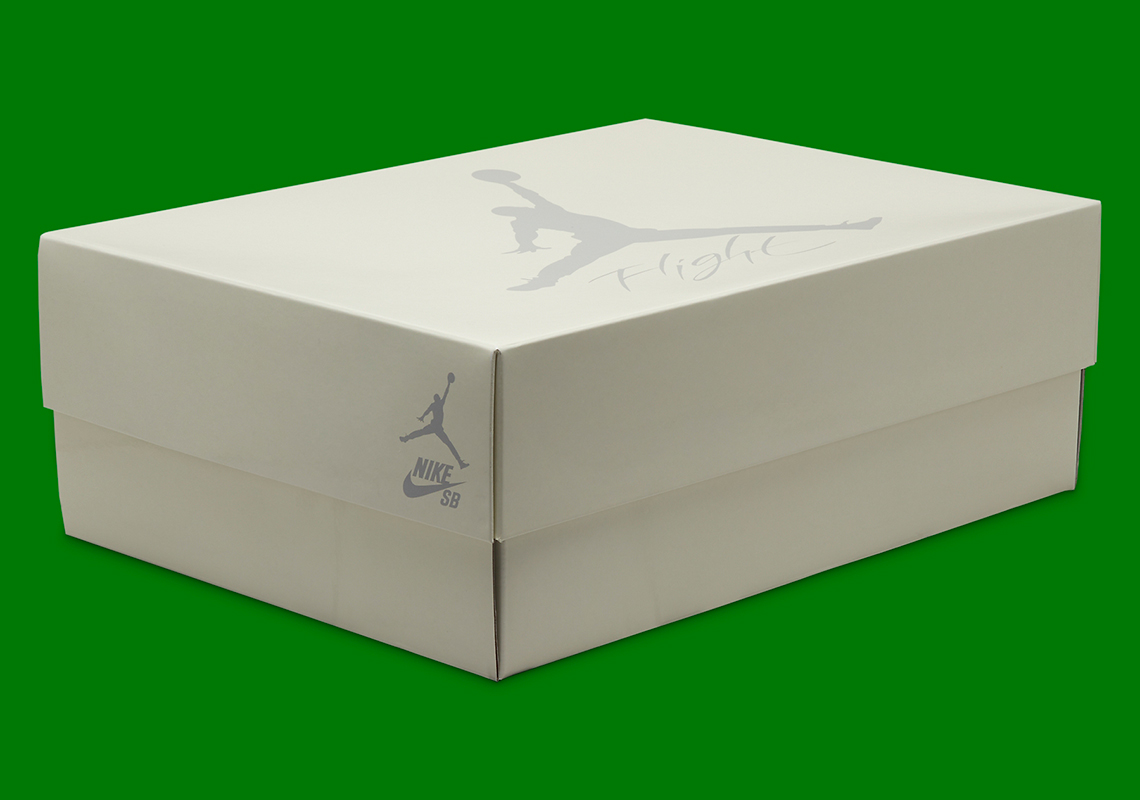 Nike SB x Air Jordan 4: Thiết kế và thông tin phát hành - 11