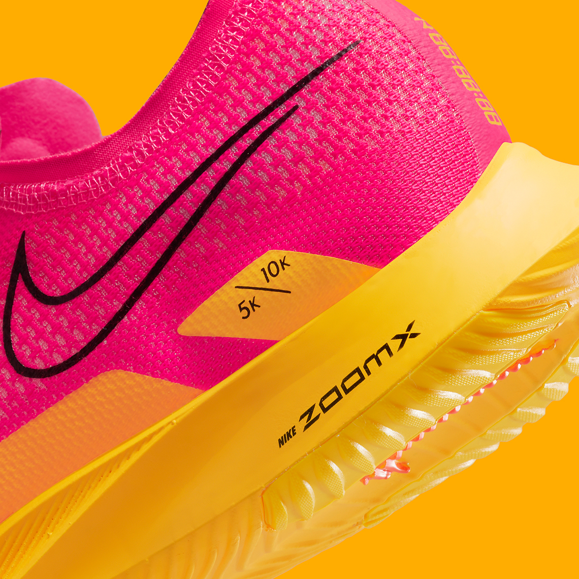 Nike sẽ phát hành mẫu giày ZoomX mới vào năm 2023 với màu hồng và cam đậm - 8