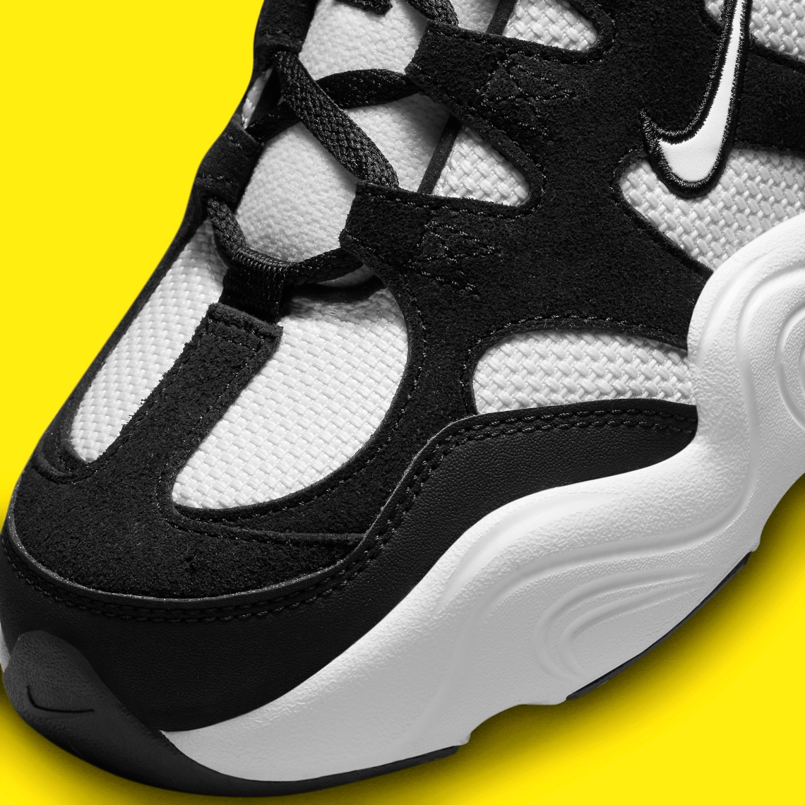 Nike Tech Hera: Hiện Đại và Độc Đáo với Phối Màu Black/White - 16