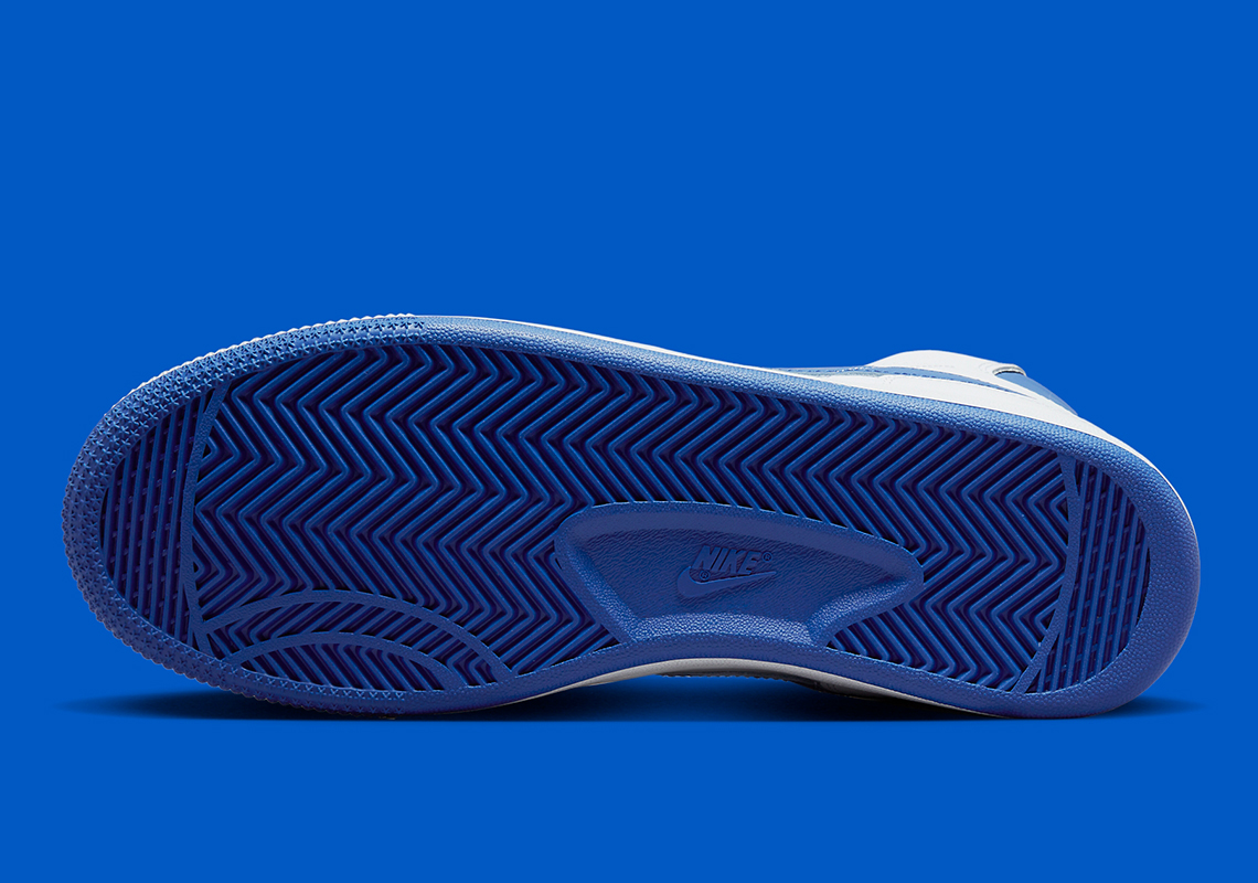 Nike Terminator High Kentucky - Hồi tưởng đến ngày tháng học đường với màu sắc của Kentucky trên phiên bản mới của Terminator High. - 5