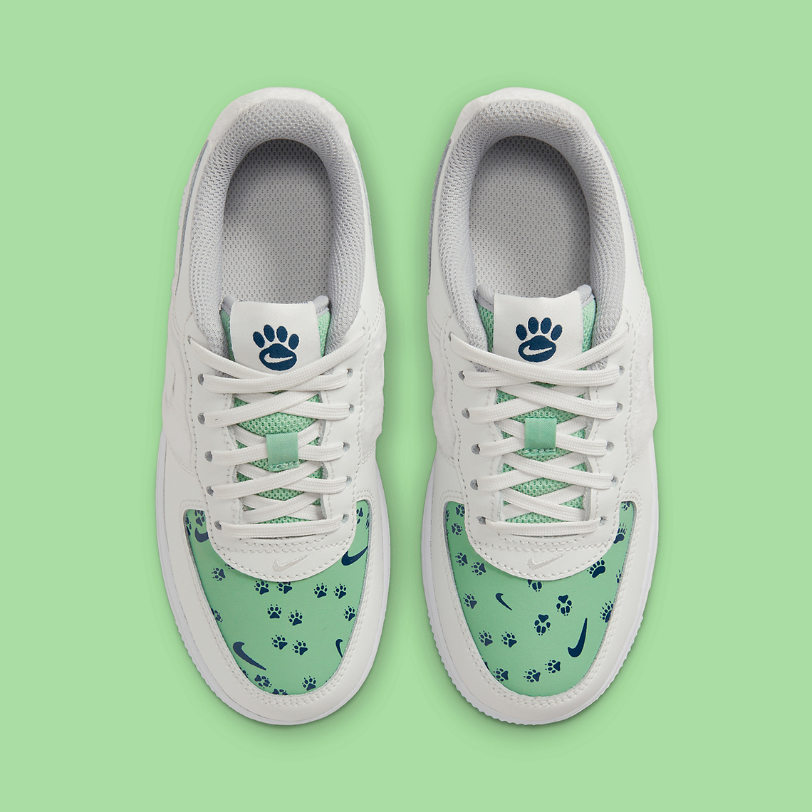 Nike thêm dấu chân gấu cho mẫu giày sneaker Nike Air Force 1 Low cho trẻ em - 5