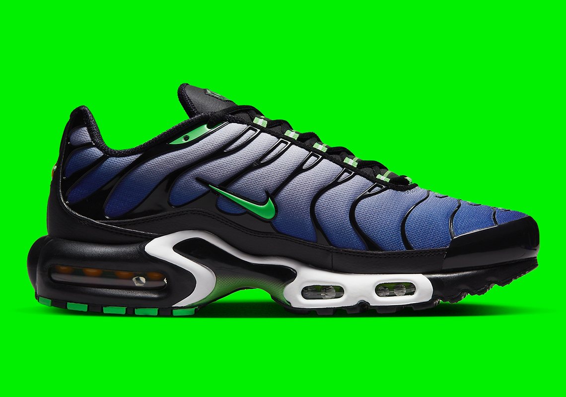 Nike tiếp tục làm nổi bật các biểu tượng với Air Max Plus - 4