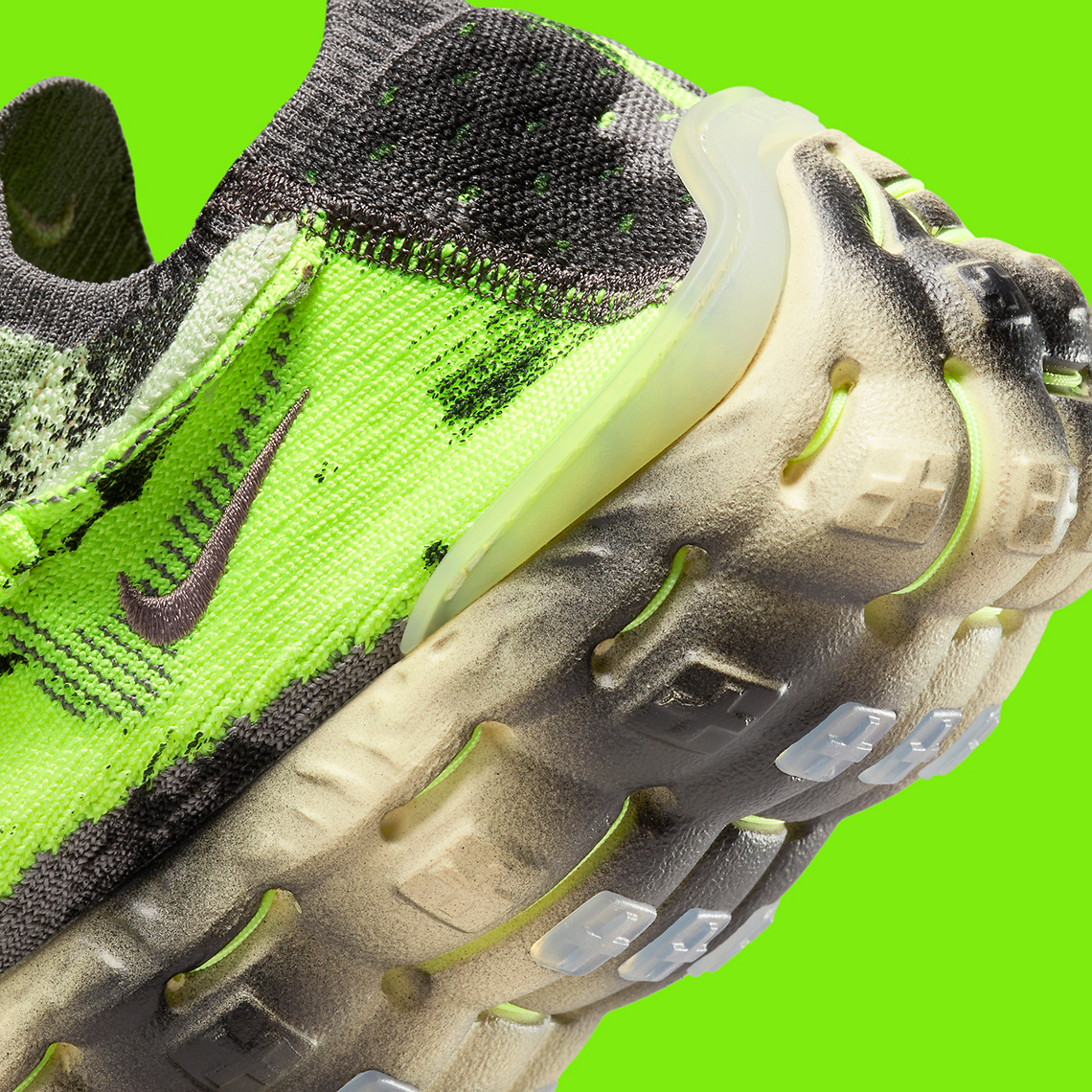 Nike tiếp tục nổi bật với cách tiếp cận tập thể dục cho cơ thể với việc phát hành Volt - 9