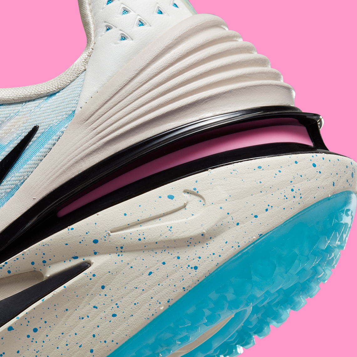 Nike tôn vinh vẻ vĩ đại qua Zoom GT Cut 2 - 9