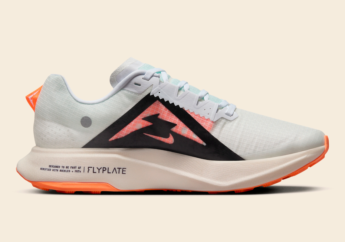 Nike Ultrafly Trail: Giày chạy trail hoàn toàn mới với công nghệ hiện đại - 3