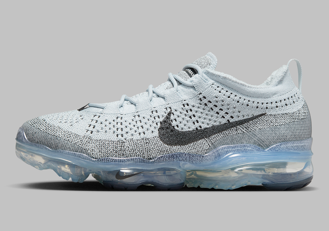 Nike Vapormax 2023 Flyknit lộ diện với màu sắc nhắc nhở về bánh Oreo - 2