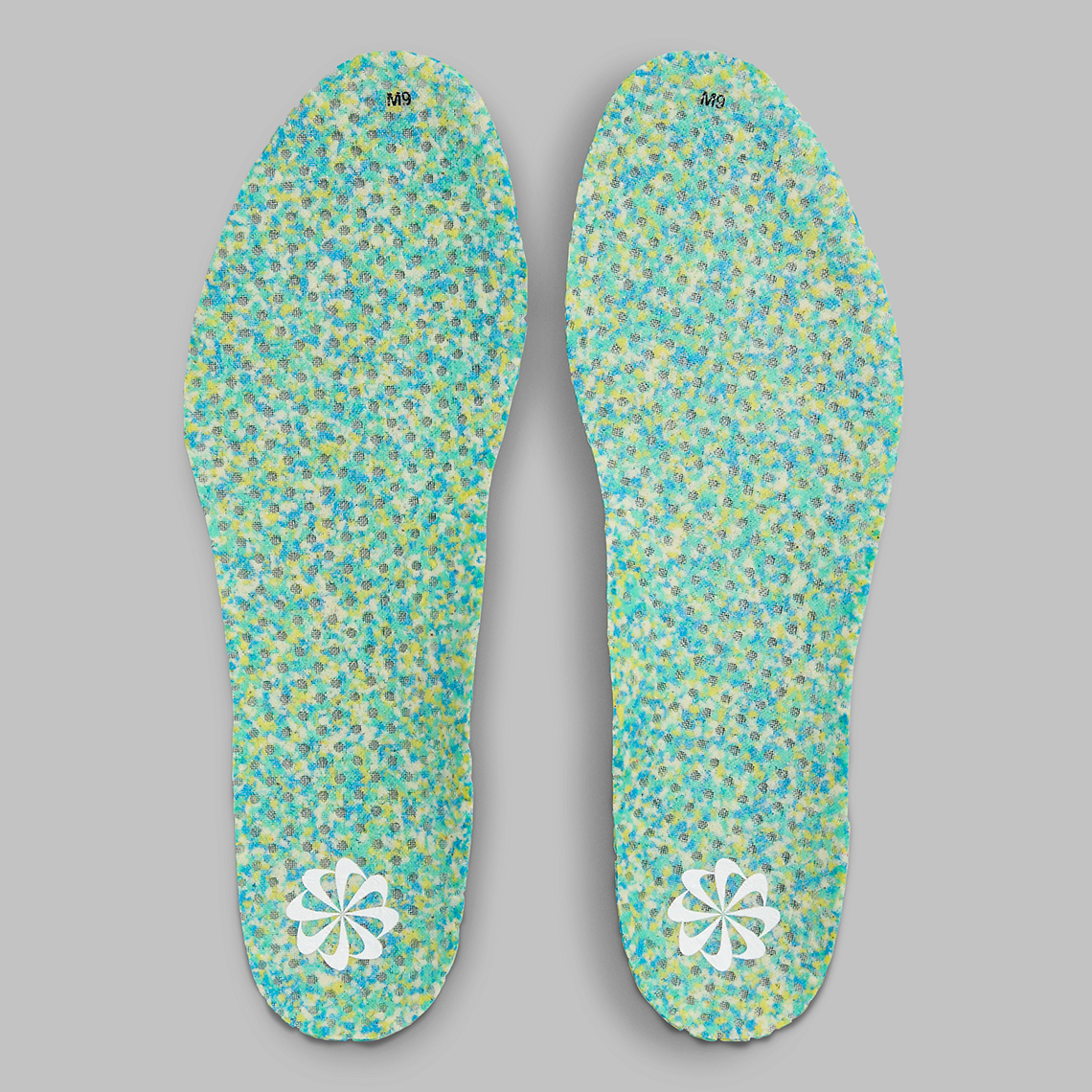 Nike Vapormax 2023 Flyknit lộ diện với màu sắc nhắc nhở về bánh Oreo - 9