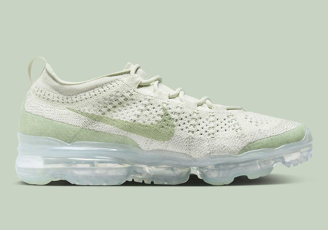 Nike Vapormax 2023 Flyknit Màu Enamel Green: Sự Kết Hợp Mới Lạ Của Sự Thể Thao Và Thời Trang - 3